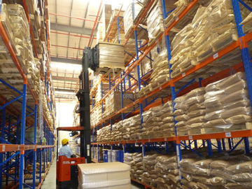 Almacenamiento de Warehouse que deja de lado la plataforma resistente que atormenta los estantes robustos sólidos